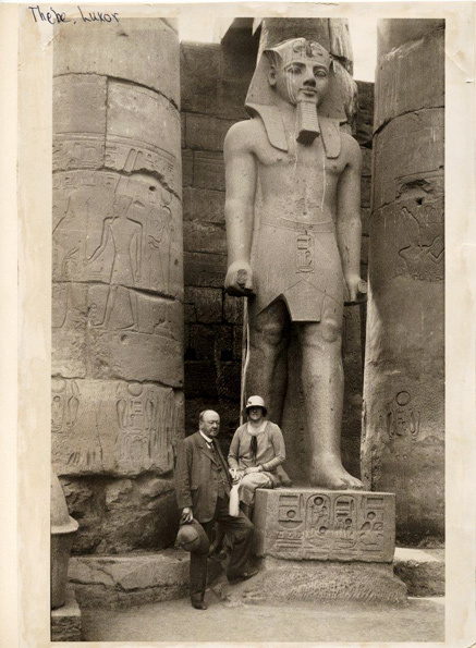 Content_otto-smith-med-dotter-i-egypten